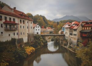 Becas máster en Comunicación Empresarial Intercultural