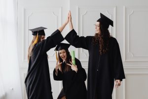 Cual es la diferencia entre Licenciatura y Maestría