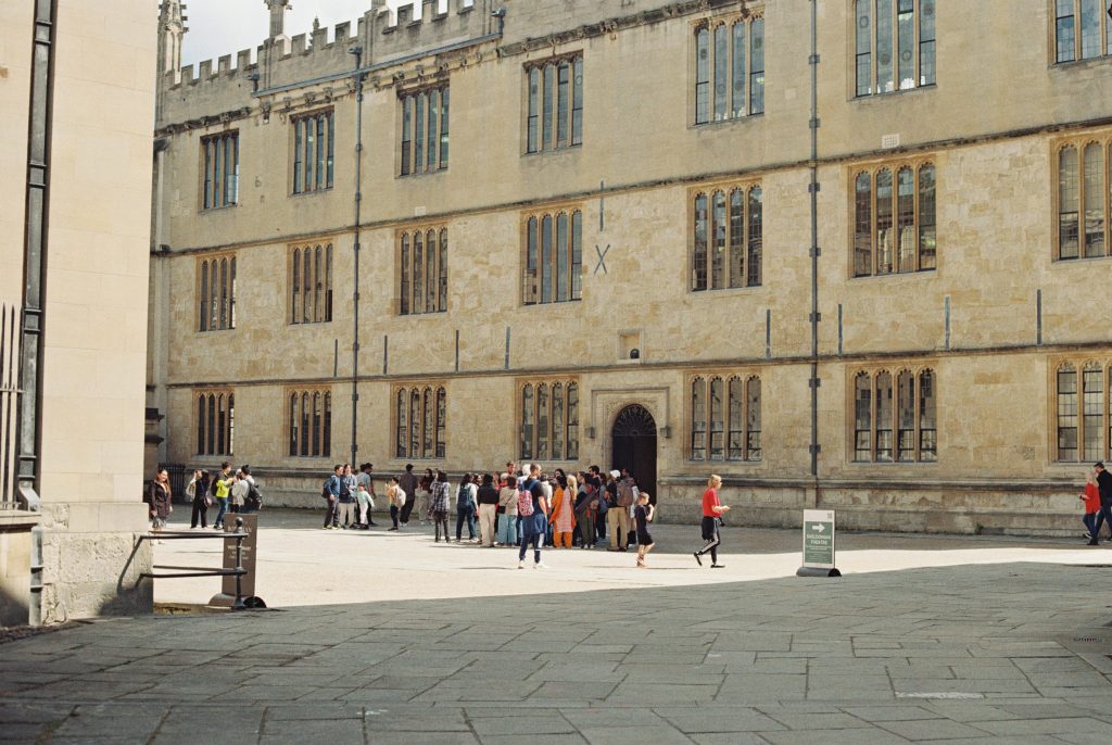 Maestría y PhD Oxford
