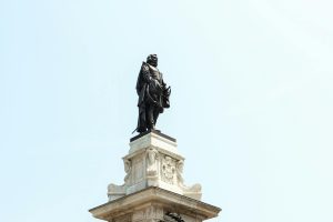 Universidad de Guelph: becas Dr. Franco J. President's en Canadá