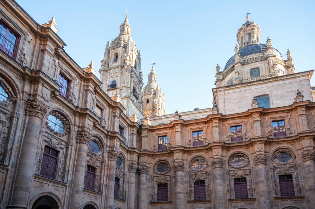 Universidad de Salamanca: becas de pregrado en España