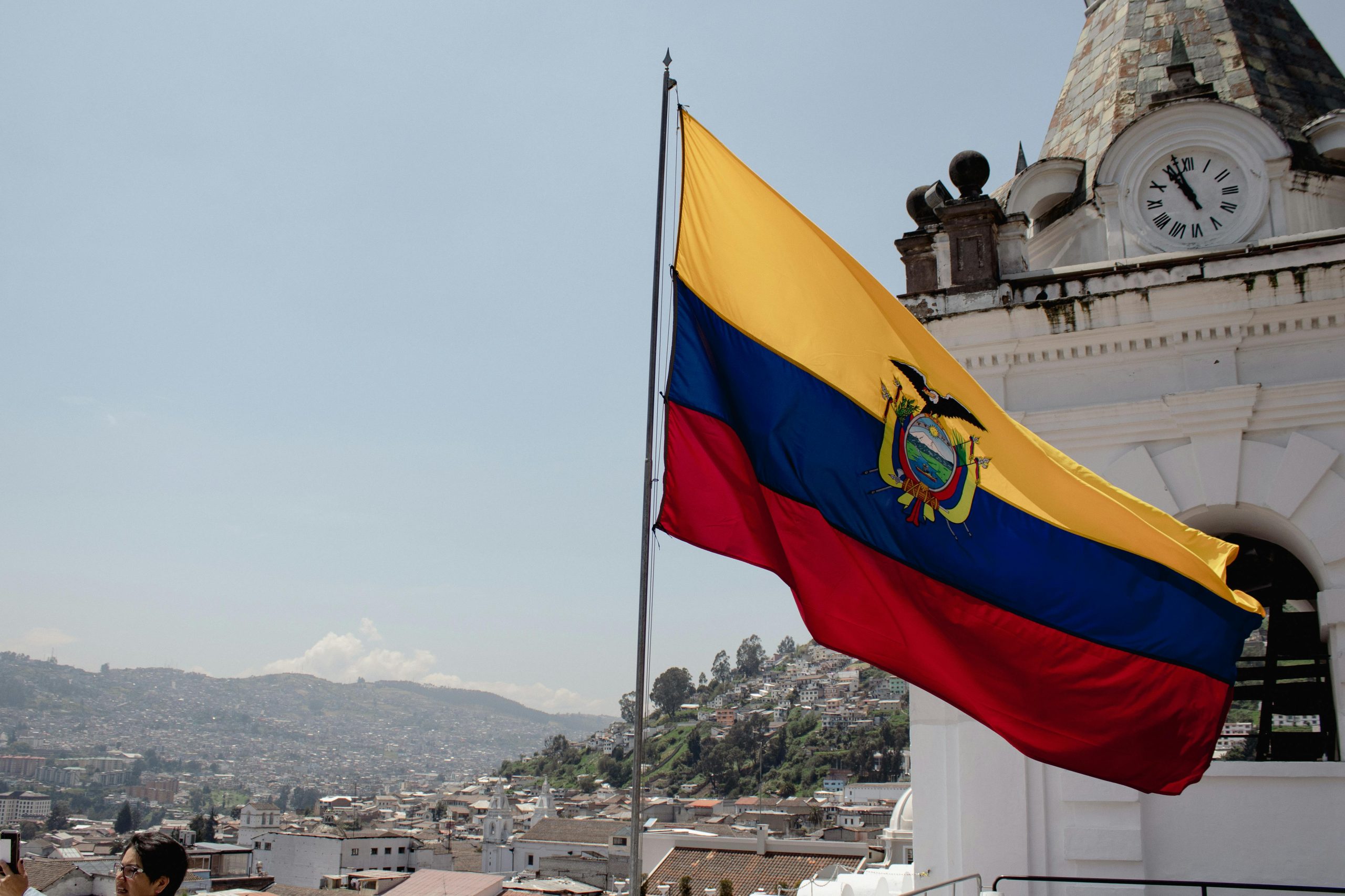 lista de becas para ecuatorianos